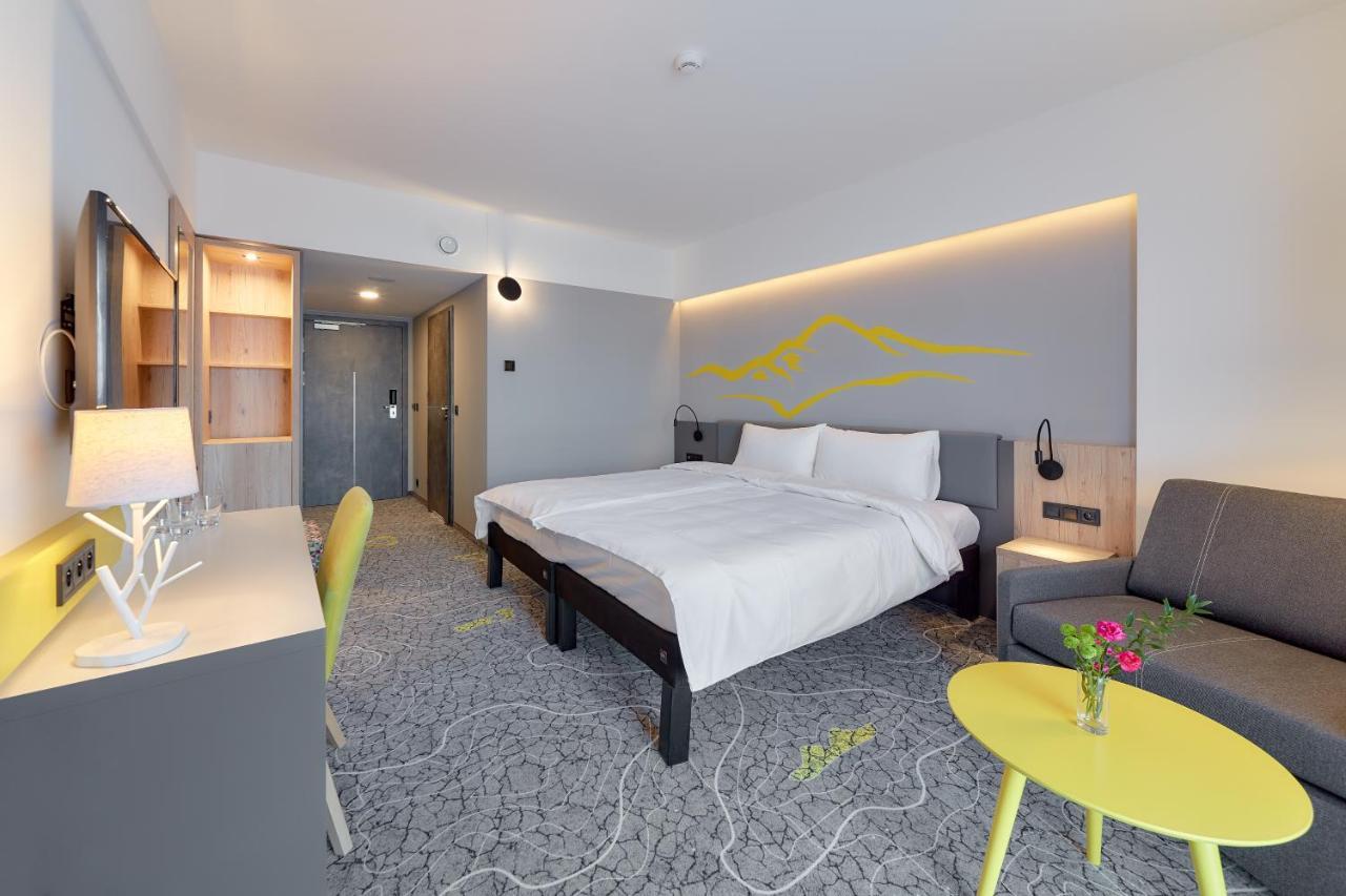 Ibis Styles Nowy Targ Hotel Exterior foto