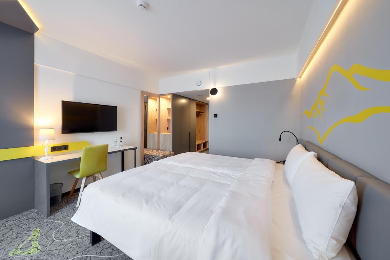 Ibis Styles Nowy Targ Hotel Exterior foto