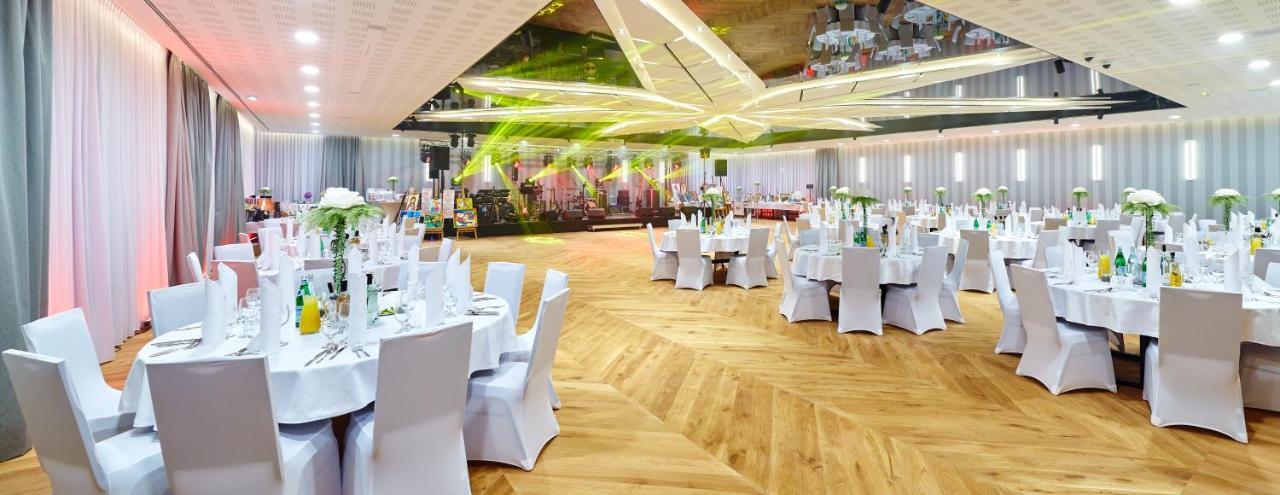 Ibis Styles Nowy Targ Hotel Exterior foto