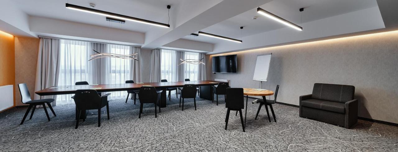 Ibis Styles Nowy Targ Hotel Exterior foto